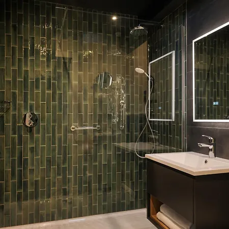 Hotel67 At Gleneagle Hotell 4*